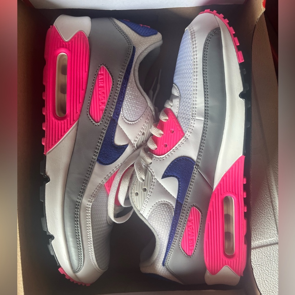 pink and purple airmax